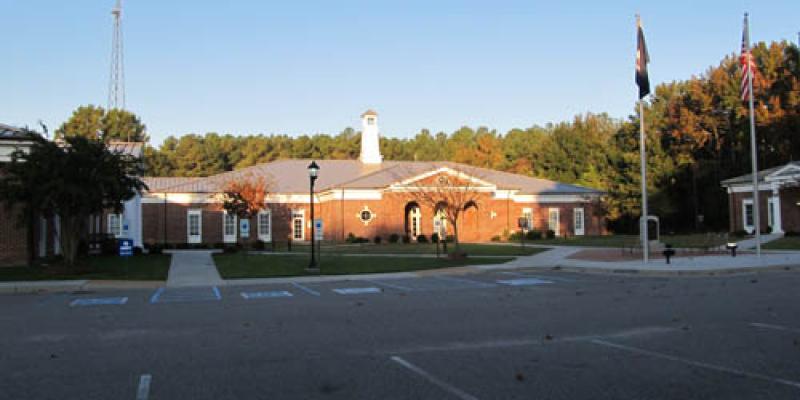 ماثيوز الخارجي