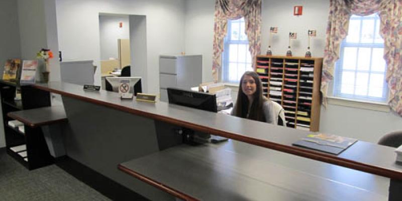 كارولين إنتيريور